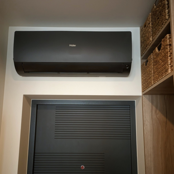 Haier Flexis Inverter WI-FI Matt black AS25FL-B / 1U25MEHFRA-1 фото