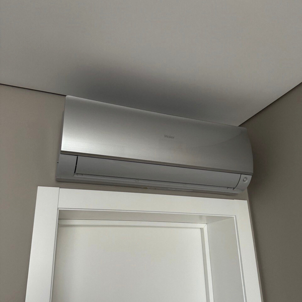 Haier Flexis Inverter WI-FI Gray AS25S2SF1FA-S1/ 1U25S2SM1FA фото